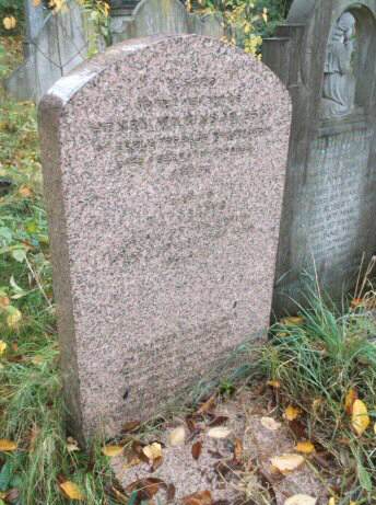 Grave of Henry Wilkinson in Brompton Cemetery