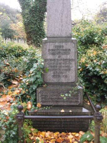 Grave of Rev. Thomas Alexander in Brompton Cemetery